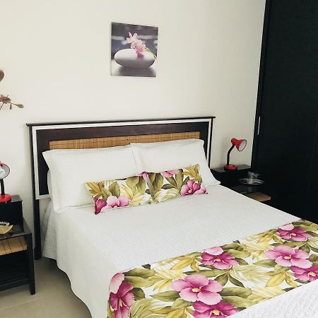 Hotel Meson De Las Flores อาร์เมเนีย ภายนอก รูปภาพ